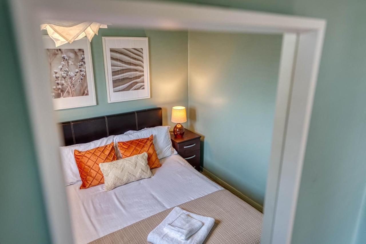 Capri 13 Sa - Contemporary 2 Bedroom House In Loughborough With Free Parking, Close To Loughborough University & M1 Motorway Exterior foto